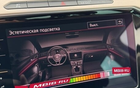 Volkswagen Passat B8 рестайлинг, 2018 год, 2 800 000 рублей, 12 фотография