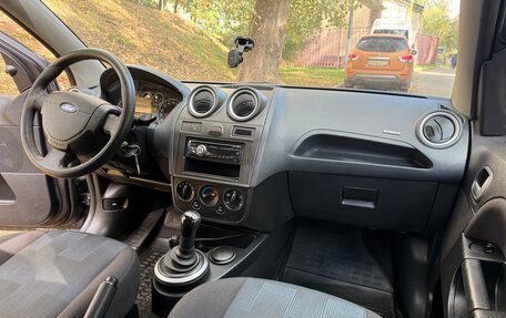 Ford Fiesta, 2006 год, 425 000 рублей, 14 фотография