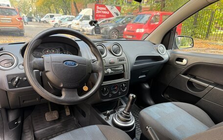 Ford Fiesta, 2006 год, 425 000 рублей, 16 фотография