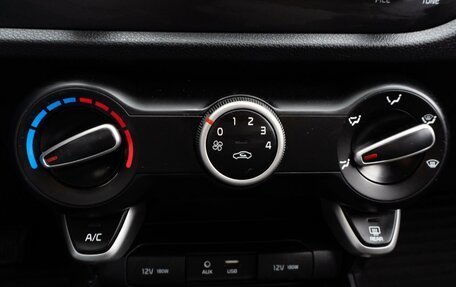 KIA Rio IV, 2017 год, 980 000 рублей, 19 фотография