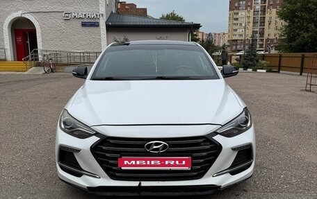 Hyundai Elantra VI рестайлинг, 2018 год, 1 700 000 рублей, 2 фотография