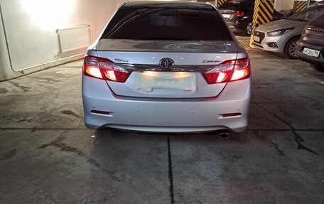 Toyota Camry, 2012 год, 2 300 000 рублей, 2 фотография