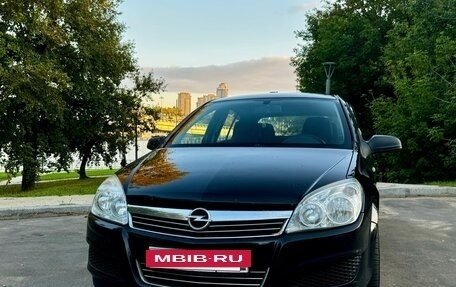 Opel Astra H, 2007 год, 505 000 рублей, 2 фотография