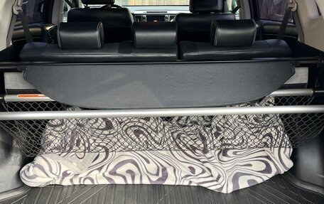 Toyota RAV4, 2019 год, 3 800 000 рублей, 4 фотография