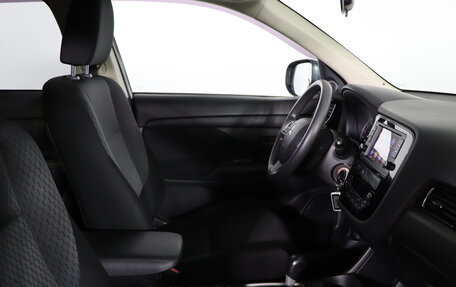 Mitsubishi Outlander III рестайлинг 3, 2014 год, 1 449 990 рублей, 14 фотография