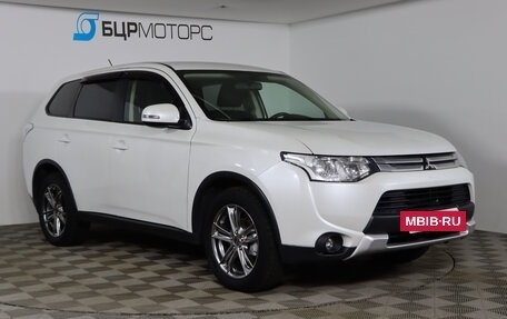 Mitsubishi Outlander III рестайлинг 3, 2014 год, 1 449 990 рублей, 3 фотография