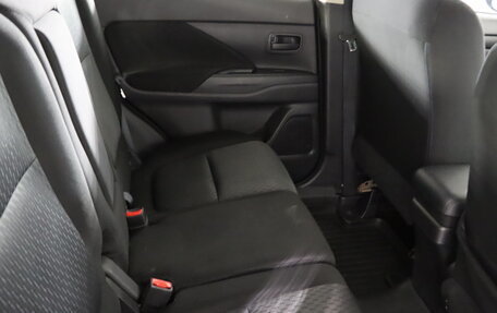 Mitsubishi Outlander III рестайлинг 3, 2014 год, 1 449 990 рублей, 21 фотография