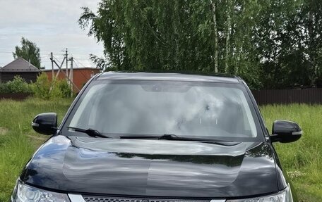 Mitsubishi Outlander III рестайлинг 3, 2018 год, 1 995 000 рублей, 1 фотография