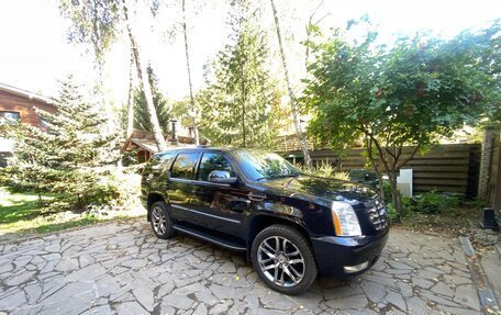 Cadillac Escalade III, 2010 год, 2 500 000 рублей, 1 фотография