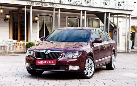 Skoda Superb III рестайлинг, 2011 год, 770 000 рублей, 1 фотография