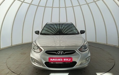 Hyundai Solaris II рестайлинг, 2012 год, 940 000 рублей, 2 фотография