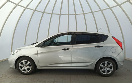 Hyundai Solaris II рестайлинг, 2012 год, 940 000 рублей, 10 фотография