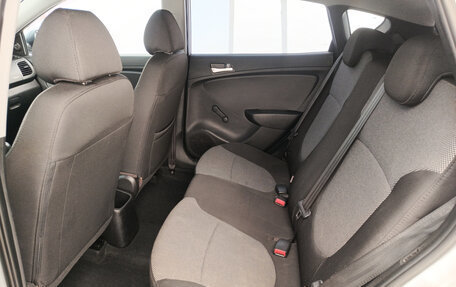 Hyundai Solaris II рестайлинг, 2012 год, 940 000 рублей, 15 фотография