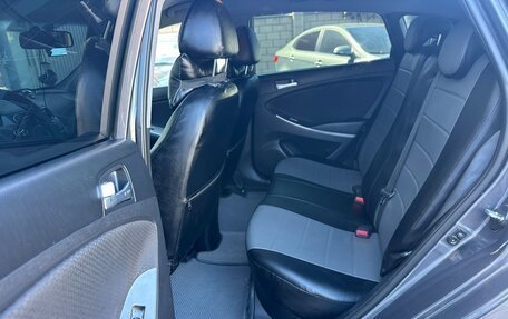 Hyundai Solaris II рестайлинг, 2015 год, 1 050 000 рублей, 19 фотография