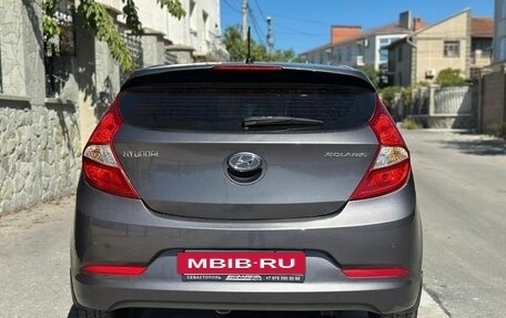 Hyundai Solaris II рестайлинг, 2015 год, 1 050 000 рублей, 12 фотография