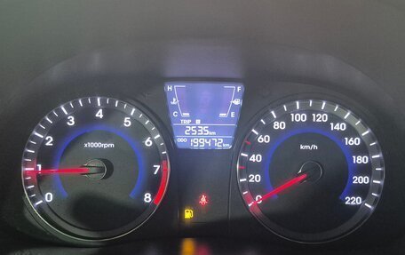 Hyundai Solaris II рестайлинг, 2013 год, 699 000 рублей, 10 фотография