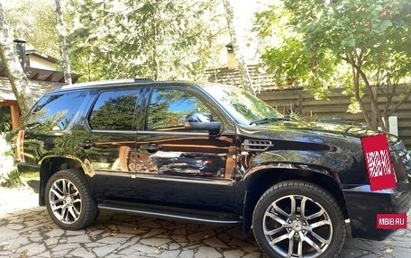 Cadillac Escalade III, 2010 год, 2 500 000 рублей, 3 фотография
