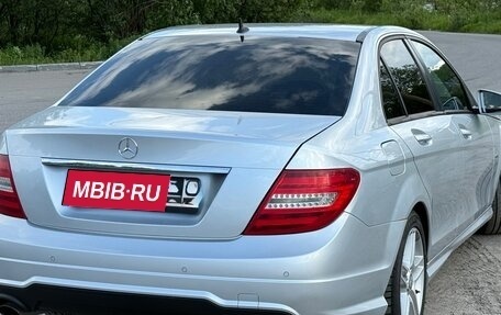 Mercedes-Benz C-Класс, 2011 год, 1 290 000 рублей, 2 фотография