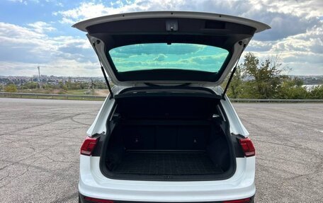 Volkswagen Tiguan II, 2020 год, 1 890 000 рублей, 9 фотография