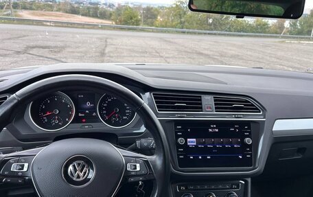 Volkswagen Tiguan II, 2020 год, 1 890 000 рублей, 14 фотография