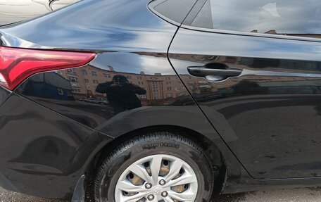 Hyundai Solaris II рестайлинг, 2017 год, 890 000 рублей, 8 фотография