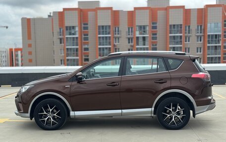 Toyota RAV4, 2016 год, 2 800 000 рублей, 6 фотография