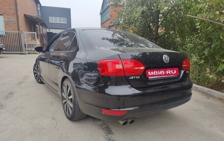 Volkswagen Jetta VI, 2012 год, 890 000 рублей, 4 фотография