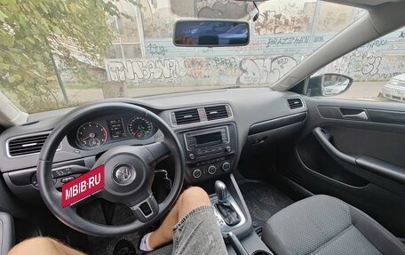 Volkswagen Jetta VI, 2012 год, 890 000 рублей, 6 фотография