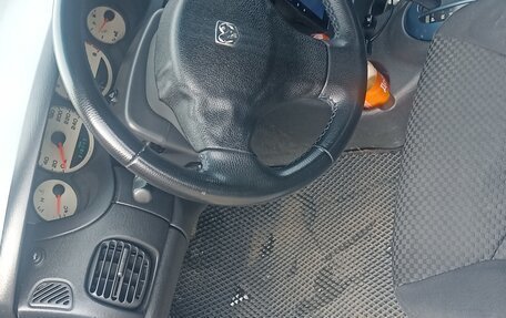 Dodge Neon II, 2002 год, 295 000 рублей, 12 фотография