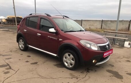 Renault Sandero I, 2013 год, 650 000 рублей, 1 фотография