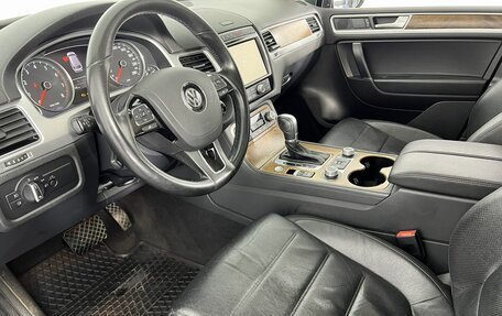 Volkswagen Touareg III, 2015 год, 3 220 000 рублей, 10 фотография
