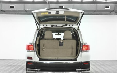 Toyota Highlander III, 2013 год, 1 595 000 рублей, 5 фотография