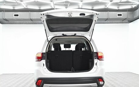 Mitsubishi Outlander III рестайлинг 3, 2017 год, 1 295 000 рублей, 5 фотография