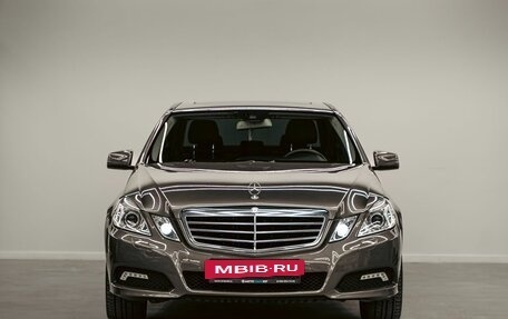 Mercedes-Benz E-Класс, 2011 год, 1 295 000 рублей, 2 фотография