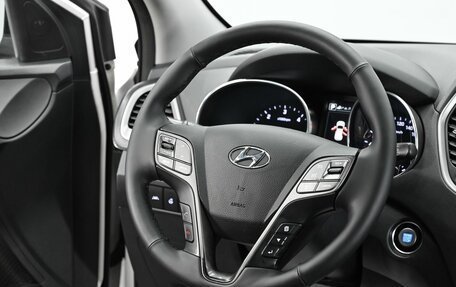 Hyundai Santa Fe III рестайлинг, 2017 год, 1 755 000 рублей, 11 фотография