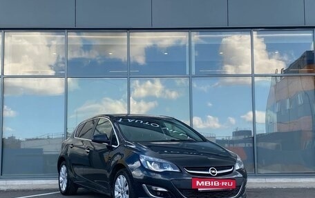 Opel Astra J, 2013 год, 599 000 рублей, 2 фотография