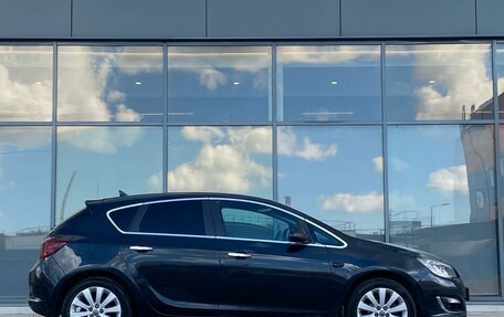 Opel Astra J, 2013 год, 599 000 рублей, 3 фотография