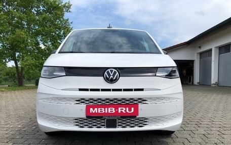 Volkswagen Multivan, 2025 год, 8 460 000 рублей, 2 фотография