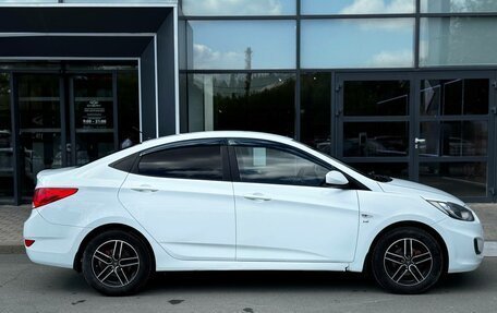 Hyundai Solaris II рестайлинг, 2013 год, 699 000 рублей, 4 фотография