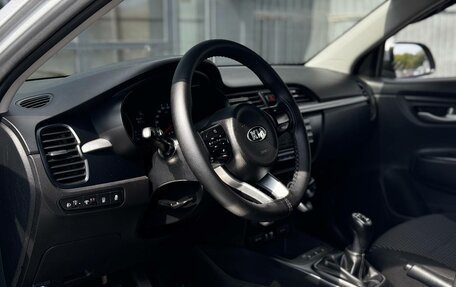 KIA Rio IV, 2017 год, 999 000 рублей, 9 фотография