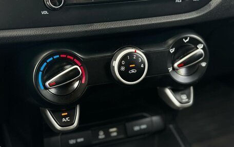 KIA Rio IV, 2017 год, 999 000 рублей, 15 фотография