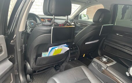 BMW 7 серия, 2014 год, 2 300 000 рублей, 9 фотография