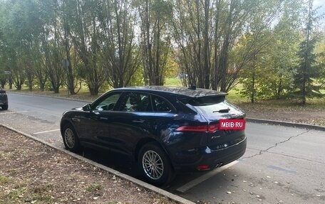 Jaguar F-Pace, 2017 год, 2 200 000 рублей, 5 фотография