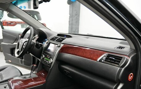 Toyota Camry, 2014 год, 1 275 000 рублей, 13 фотография