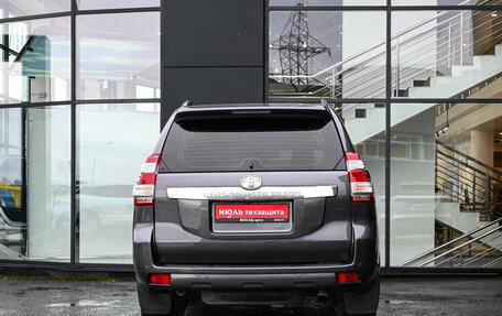 Toyota Land Cruiser Prado 150 рестайлинг 2, 2015 год, 3 600 000 рублей, 7 фотография