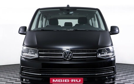 Volkswagen Caravelle T6 рестайлинг, 2017 год, 3 499 000 рублей, 2 фотография