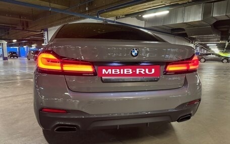 BMW 5 серия, 2022 год, 5 500 000 рублей, 10 фотография