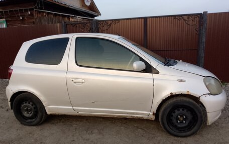 Toyota Yaris I рестайлинг, 2003 год, 220 000 рублей, 2 фотография