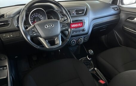 KIA Rio III рестайлинг, 2015 год, 840 000 рублей, 16 фотография