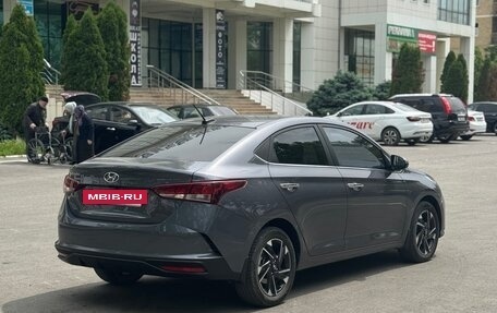 Hyundai Solaris II рестайлинг, 2021 год, 1 950 000 рублей, 3 фотография